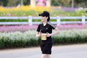 BIB: 
                            <button type="button" onclick="openModal(27852182)" class="btn btn-primary btn-sm float-right btn-popup" data-toggle="modal" data-target=".modal-high-quality">
                        <i class="fas fa-shopping-cart"></i> Add to Cart
                    </button>
                                            <button type="button" onclick="isThisMe(27852182, true)" class="btn btn-success btn-sm float-right btn-popup btn-isme hidden" data-toggle="tooltip" data-placement="bottom" title="นี่คือรูปของคุณใช่ไหม คลิกที่นี่เพื่อเอาเข้าอัลบั้ม">
                        <i class="fas fa-plus"></i> Add to album
                    </button>
                    <button type="button" onclick="isThisMe(27852182, false)" class="btn btn-warning btn-sm float-right btn-popup btn-isnotme hidden">
                        <i class="fas fa-ban"></i> Remove from album
                    </button>